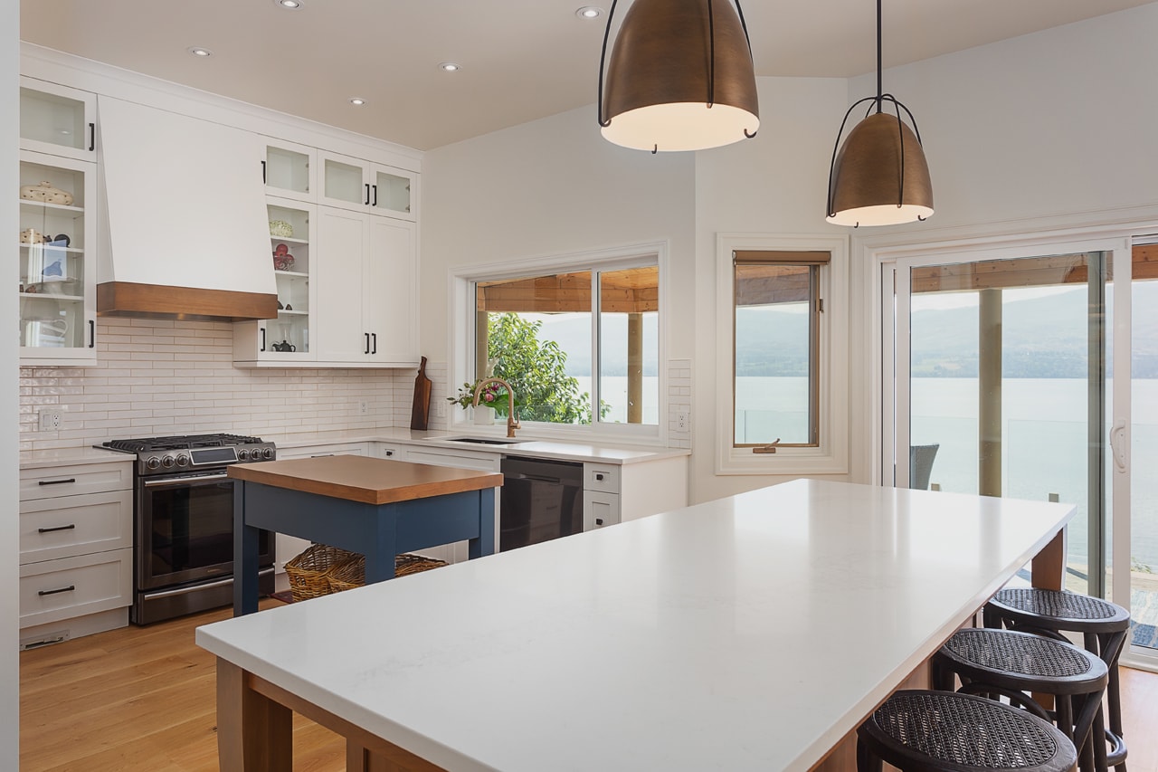 Sunny Transitional Kitchen